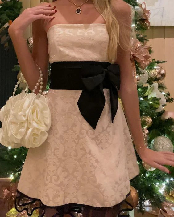 Vintage A Line Strapless Sleeveless Zipper Up Short Mini Homecoming Dress