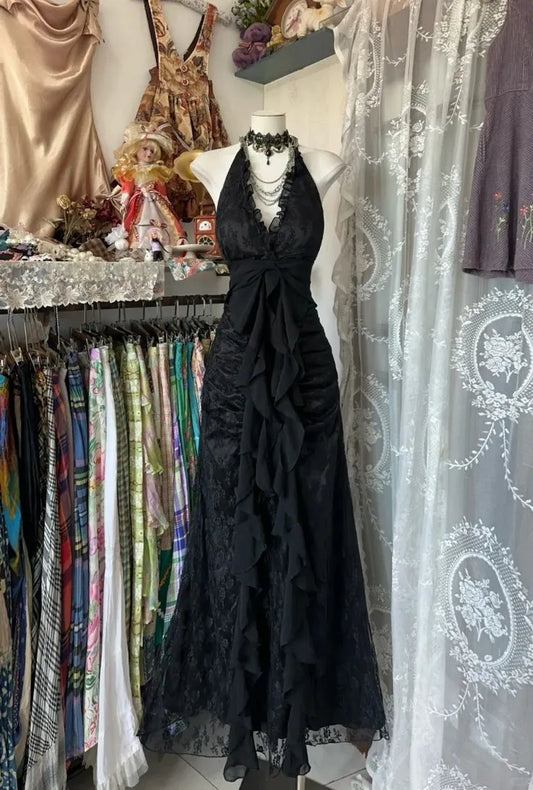 Vintage Mermaid Halter-Neck Ruffled Lace Black Floor-Length Evening Dress for Women