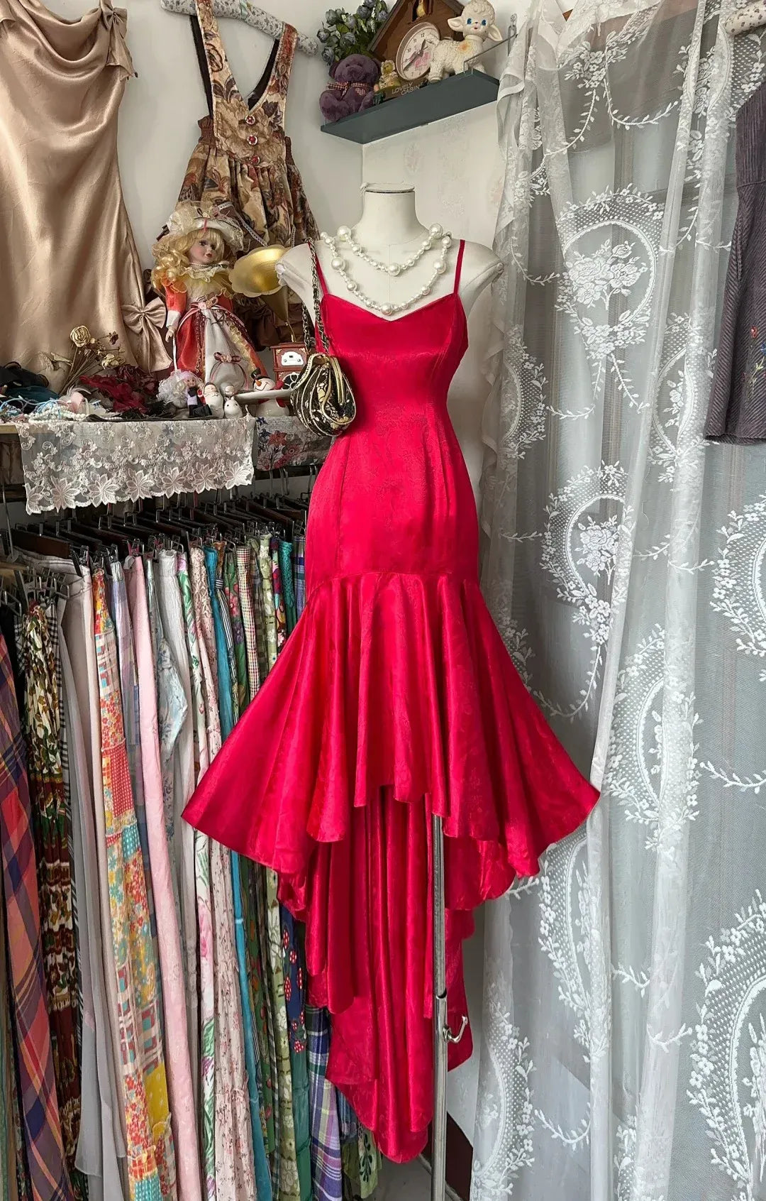 Vintage Mermaid Spaghetti Straps Sleeveless Pleated Satin Maxi Dress Prom Dress
