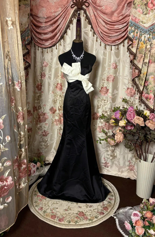 Vintage Sheath Strapless Bow-Accent Satin Black-White Maxi Evening Dress for Women