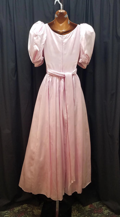 Whimsical A-Line Sweetheart Puff-Sleeve Bow Satin Pink Midi Prom Dress With Tie Waist