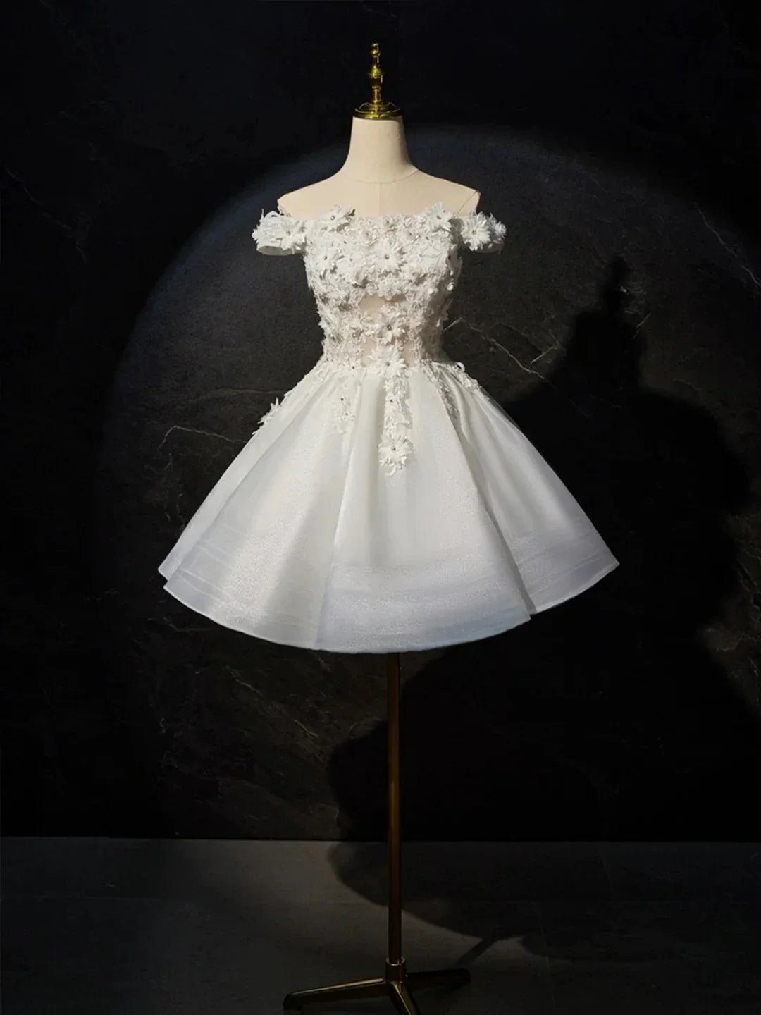 White Flowers Lace Short Prom Dress Lovely A-Line Evening Party Dress