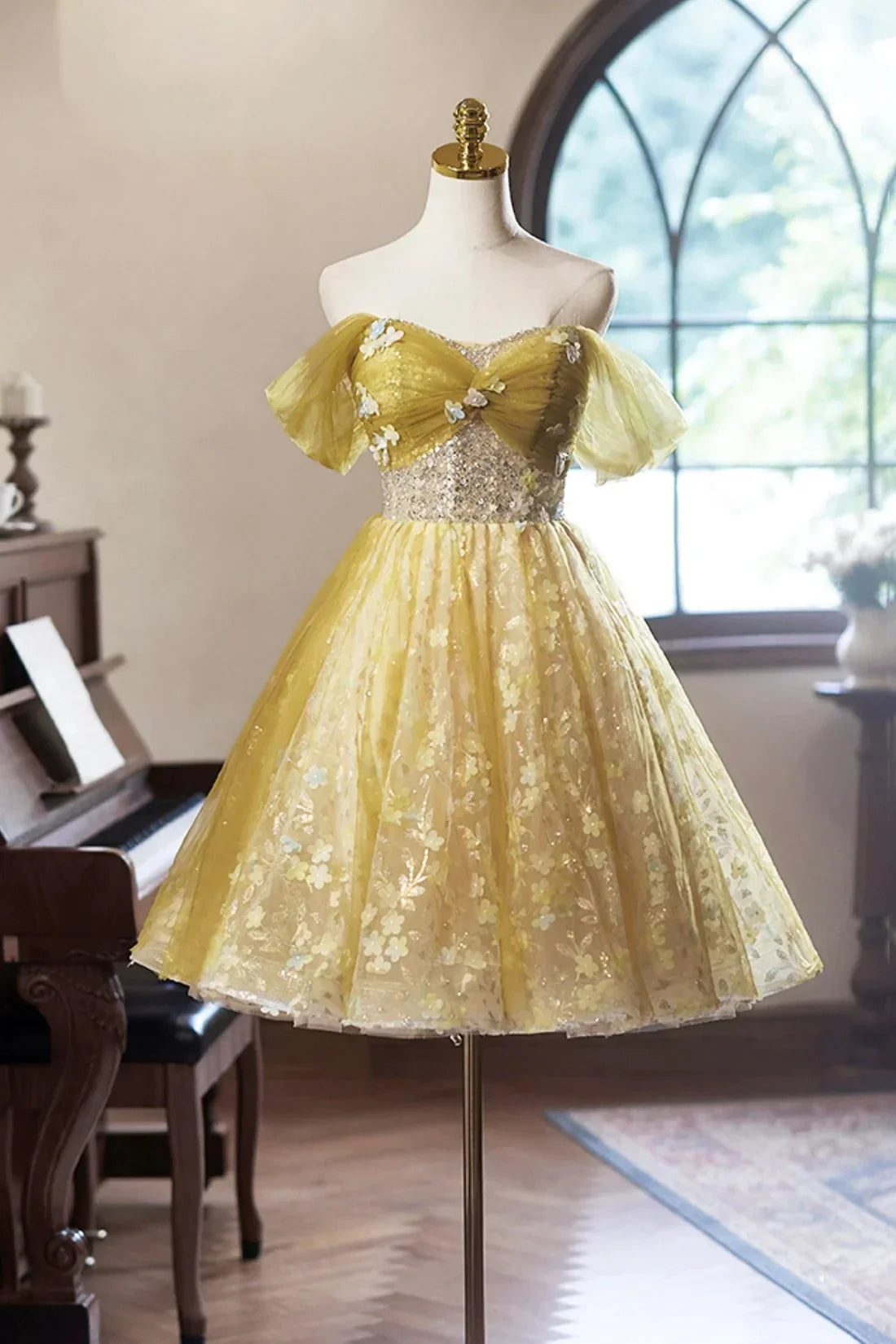 Yellow Floral Tulle Knee Length Prom Dress Lovely A-Line Off the Shoulder Evening Party Dress