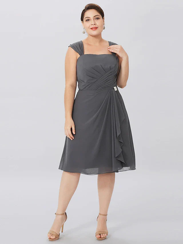 A-Line Mother of the Bride Dress Formal Plus Size Elegant Straps Knee Length Chiffon Sleeveless with Criss Cross Pleats