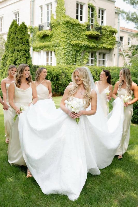 Fashion Ball Gown Strapless Satin Wedding Dress