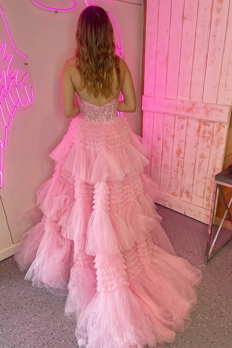 Red Halter Deep V Appliques Ruffle Layer Tulle Prom Ball Gown