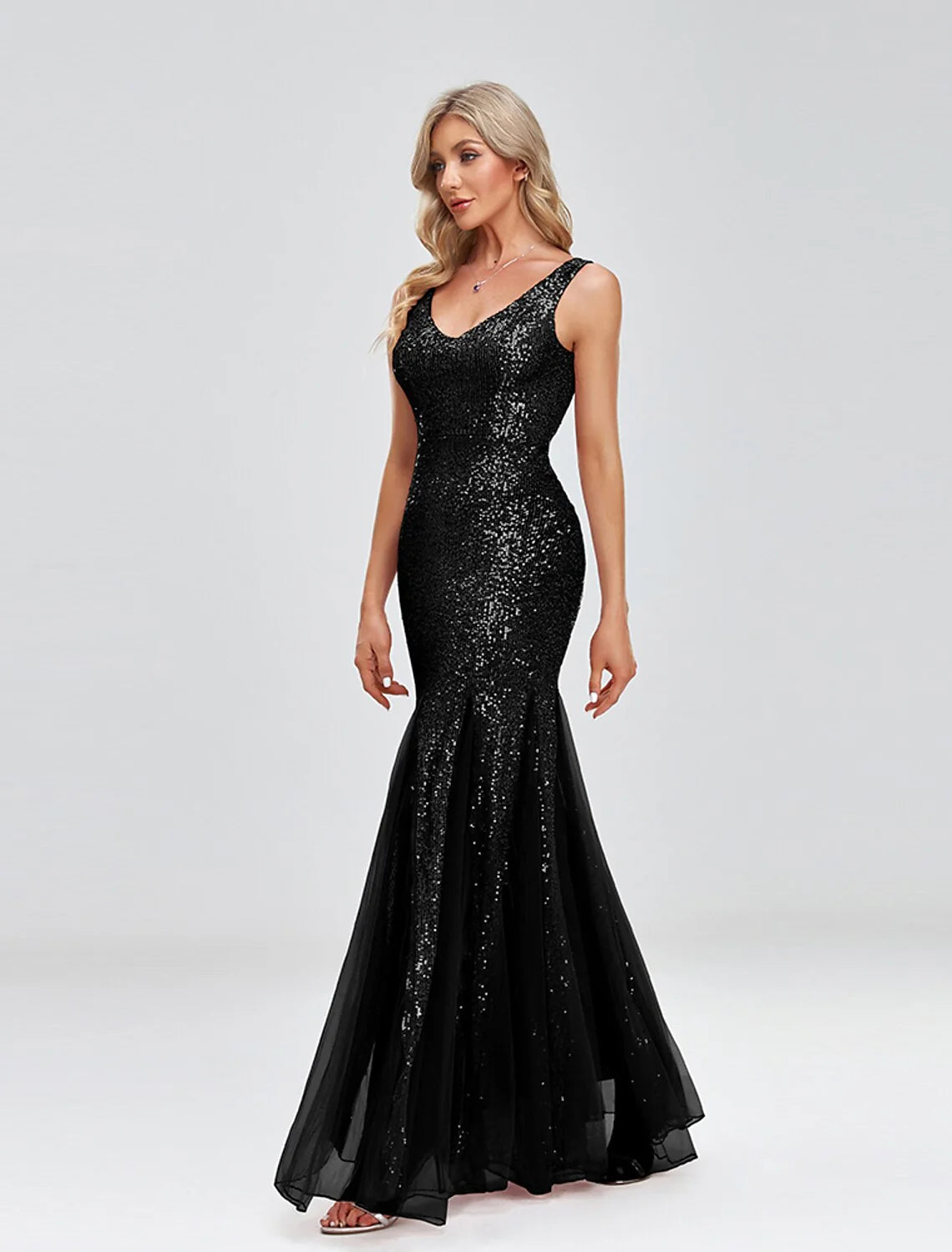 Mermaid / Trumpet Evening Gown Sparkle Dress Wedding Guest Formal Evening Floor Length Sleeveless V Neck Tulle V Back with Sequin Splicin