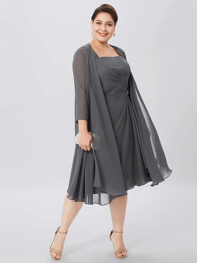 A-Line Mother of the Bride Dress Formal Plus Size Elegant Straps Knee Length Chiffon Sleeveless with Criss Cross Pleats