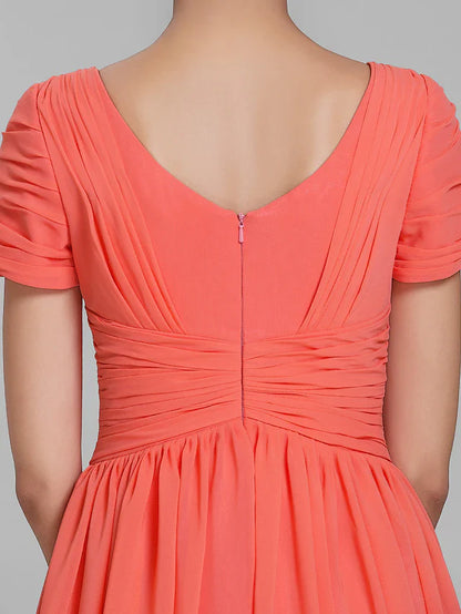 Sheath / Column Bridesmaid Dress V Neck Short Sleeve Vintage Inspired Knee Length Chiffon with Ruched / Draping